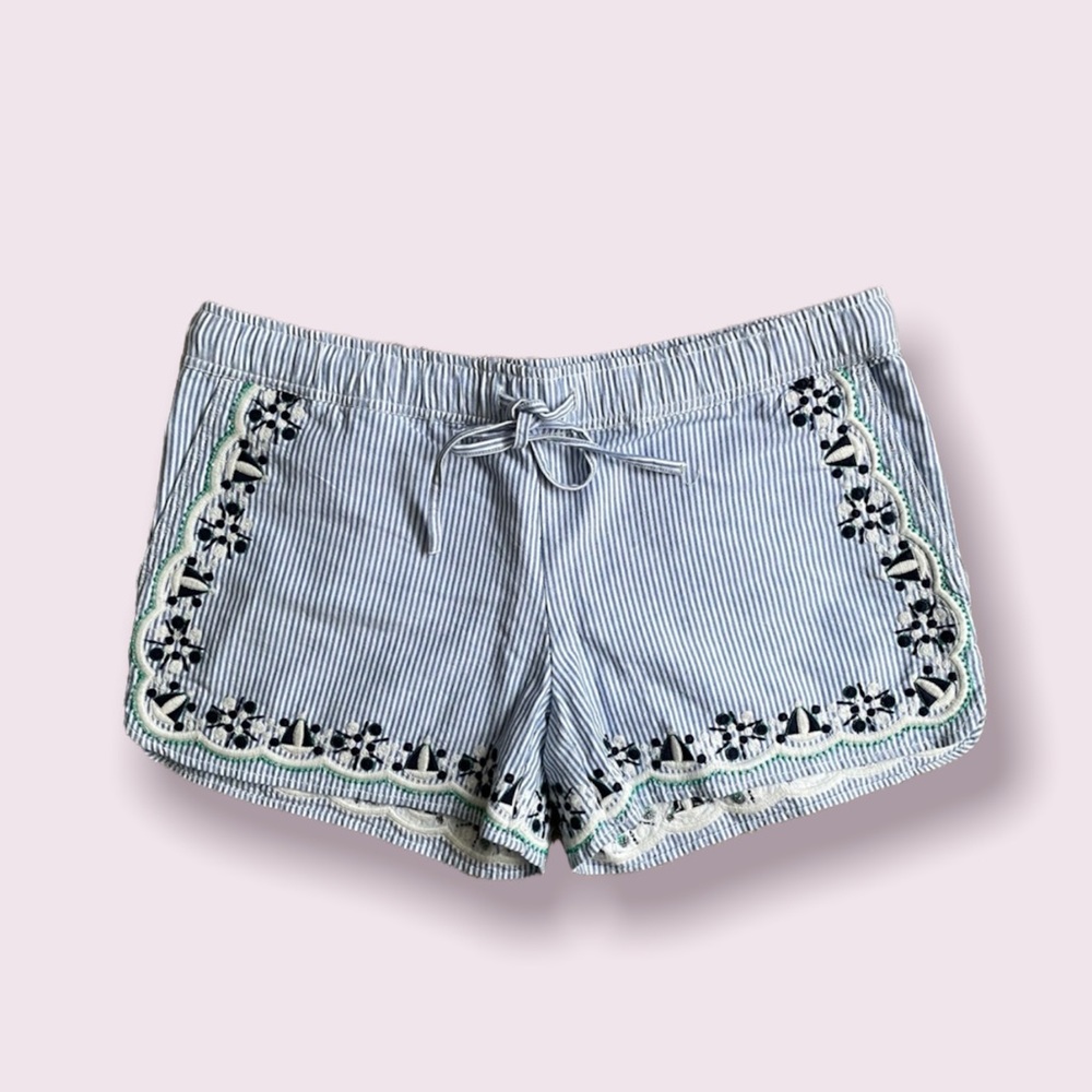 Vineyard Vines || seersucker shorts